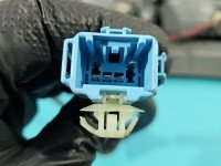 Lampa tył prawa Producent części: Honda, Pęknięcia na kloszu / 06-11 4 OTWORY NA ŻARÓWKI HONDA CR-V III 06- HB