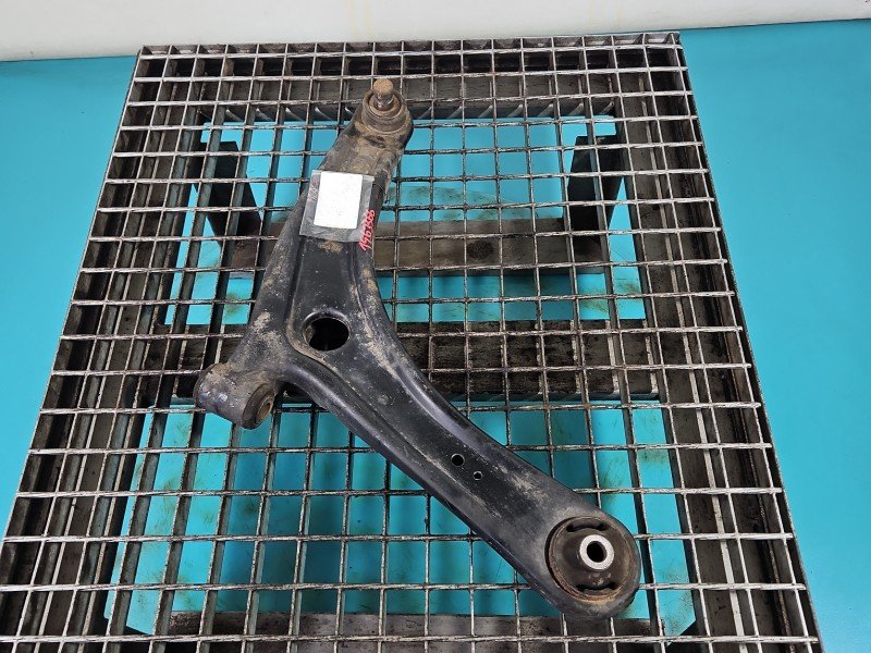 Wahacz przód prawy Peugeot 4007 przedni Wahacz przód prawy Peugeot 4007 przedni