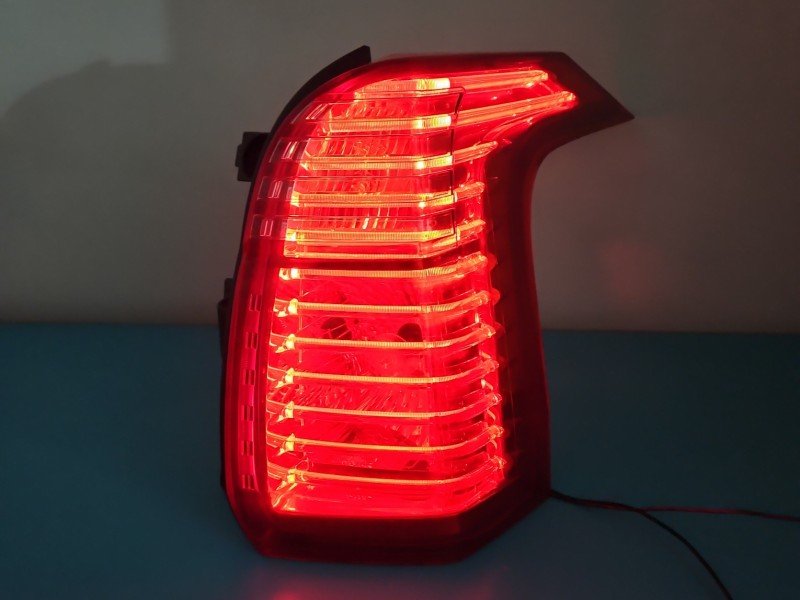 Lampa tył prawa Peugeot 5008 HB Lampa tył prawa Peugeot 5008 HB
