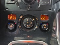 Konsola panel nawiewu Peugeot 3008 I 09-16 96738320XT