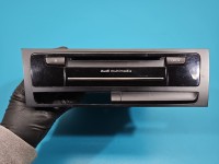 Radio fabryczne AUDI Q5 08- 8R1035664D radioodtwarzacz