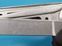 Podnośnik przód prawy SZYBY WINDA Toyota Corolla E15 TOYOTA, 6PIN 69810-02280, 85710-0D100 4d sedan