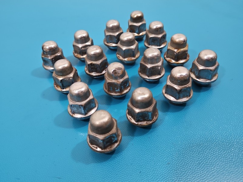 Nakrętki kół Kia Picanto III 17-