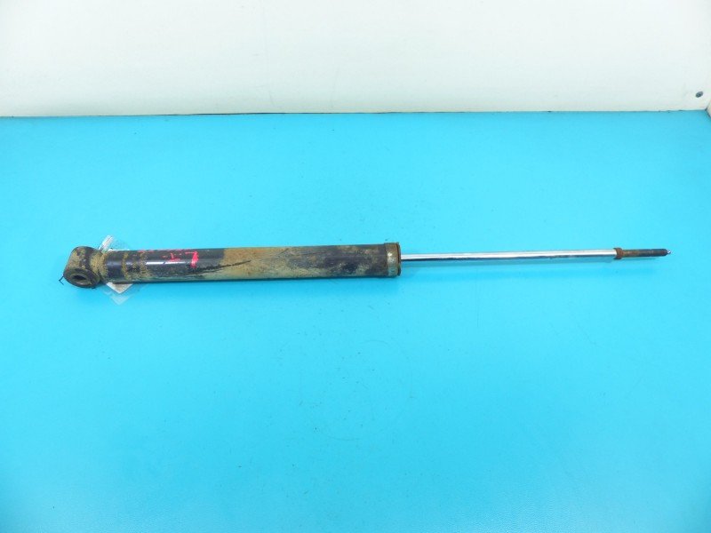 Amortyzator tył lewy Toyota Yaris I HB tylny