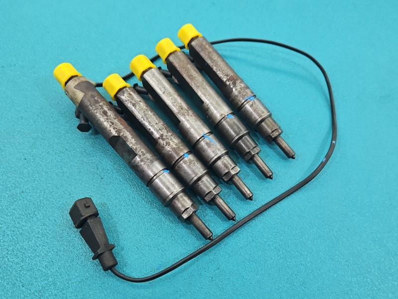 Wtryskiwacz Vw LT II 2.5 tdi 074130202Q, 0432193620