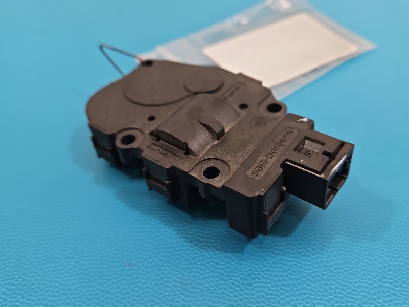 Silniczek nawiewu NAGRZEWNICY Mercedes W213 EUROPA