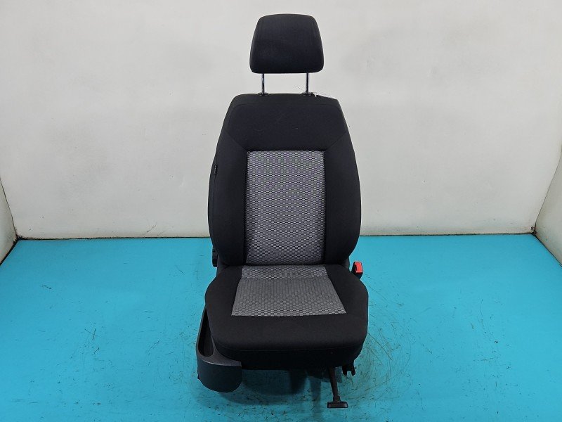 Fotel prawy przód pasażera Vw Polo V 6R 09- 5d EUROPA