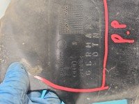 Nadkole przód prawe Audi A4 B6 8E0821172B