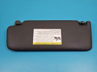 Przesłonka prawa Audi A4 B9 DASZEK osłona przeciwsłoneczna