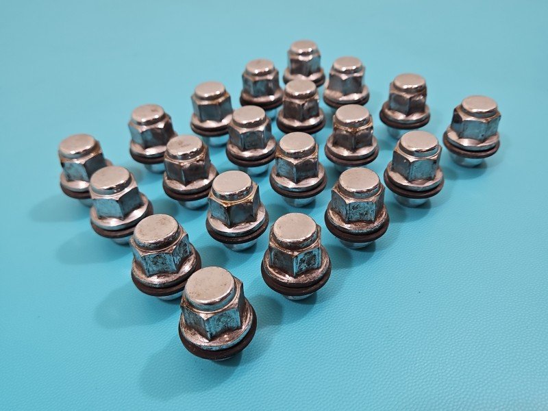 Nakrętki kół Lexus IS III 14-25