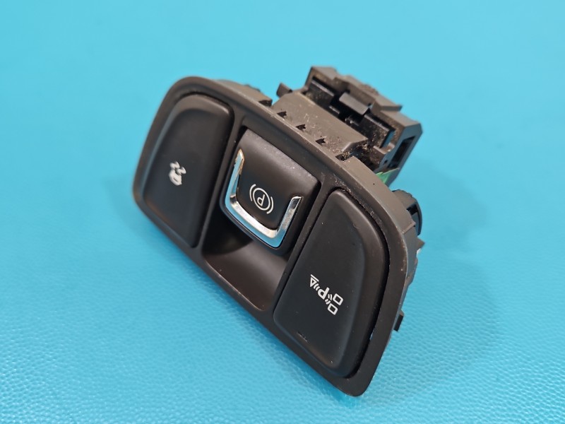 Przełącznik hamulca ręcznego Opel Zafira C 20813730