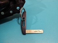Klamka przód lewa zewnętrzna Renault Scenic III 806070033R