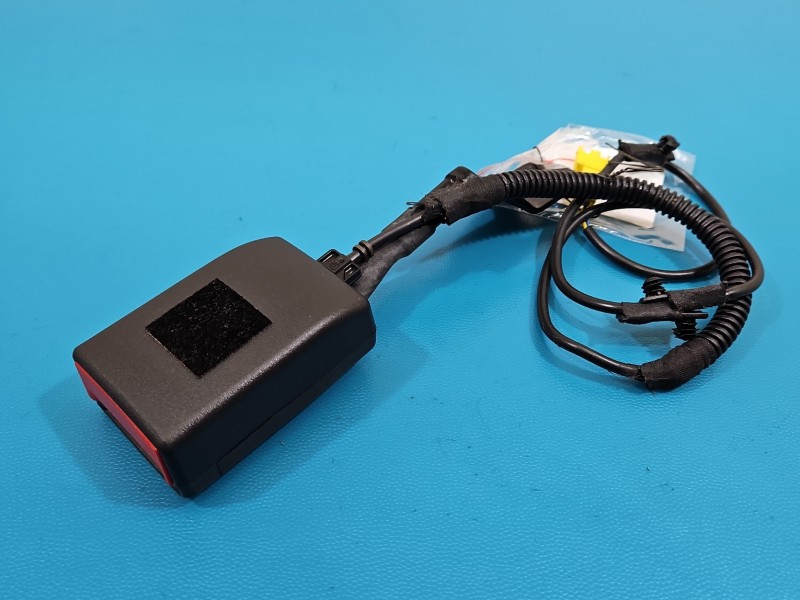 Pas bezpieczeństwa przód prawy pasażera A1668600169 Mercedes GL II X166