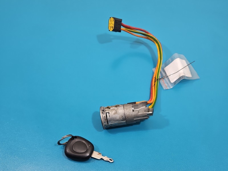 Stacyjka KLUCZYK WKŁADKA Renault Scenic I