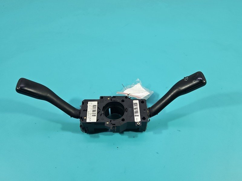 Przełącznik zespolony Seat Leon I Toledo II 8L0953513G Przełącznik zespolony Seat Leon I Toledo II 8L0953513G