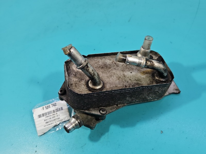 Chłodnica oleju Bmw e90 3.0d M57D30O2 7521064