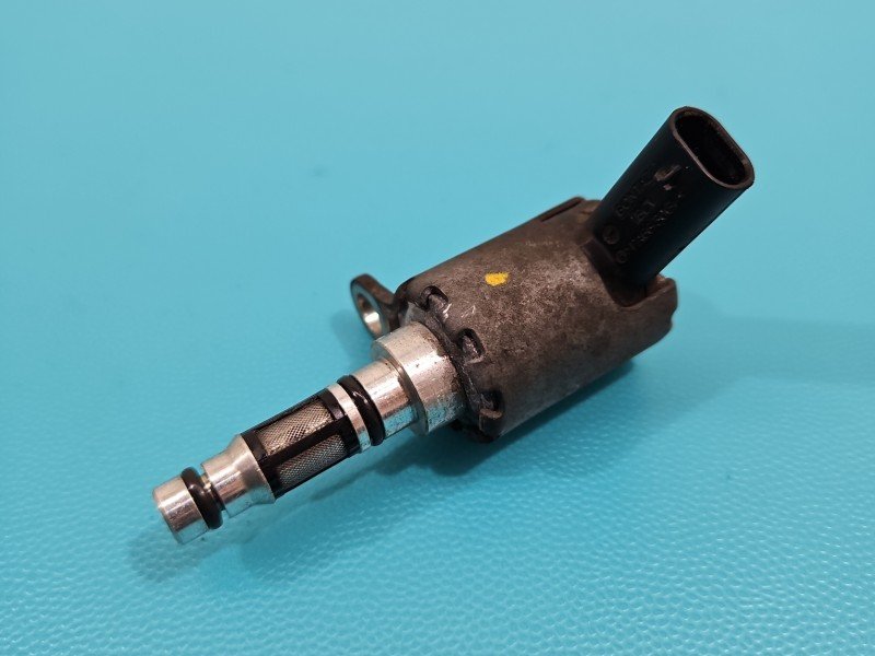 Czujnik Skoda Superb III 06K115243T