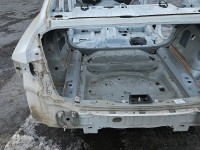 Pas tylny podłoga wanna bagażnika Volvo S90 II 16- sedan