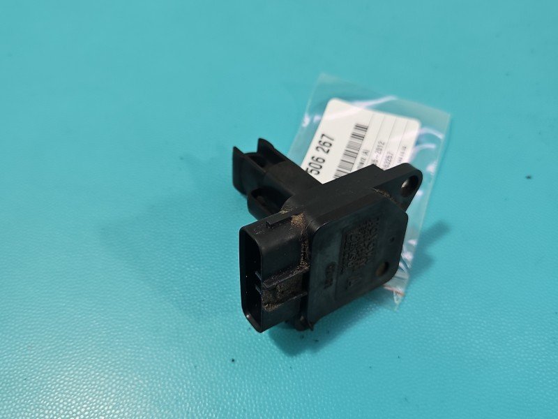 Przepływomierz Toyota Rav4 III 05- 22204-30010, 197400-2110 2.2 D4D