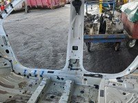 Próg prawy SŁUPEK ŚRODKOWY B Peugeot 3008 II HB 5d białyKWED