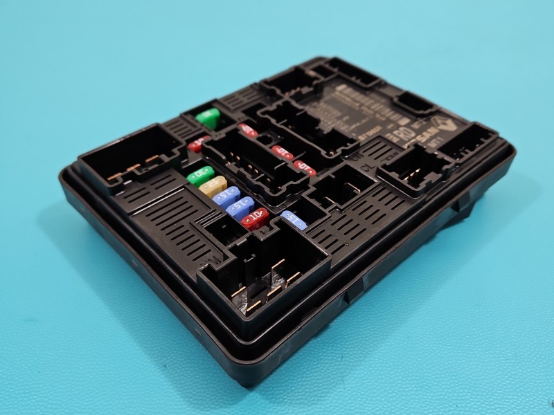 Skrzynka bezpieczników Dacia Sandero III 20- 284B71965R, 8773642669