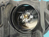 Reflektor prawy lampa przód Opel Astra III H EUROPA
