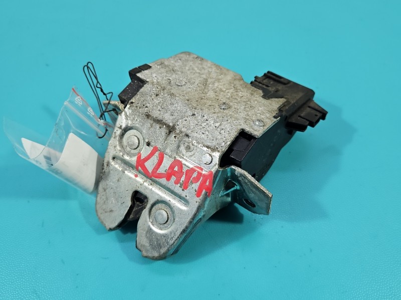 Zamek klapy tył Mercedes W203 HB A2037400235