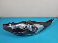 Reflektor lewy lampa przód Ford Fiesta Mk7 EUROPA
