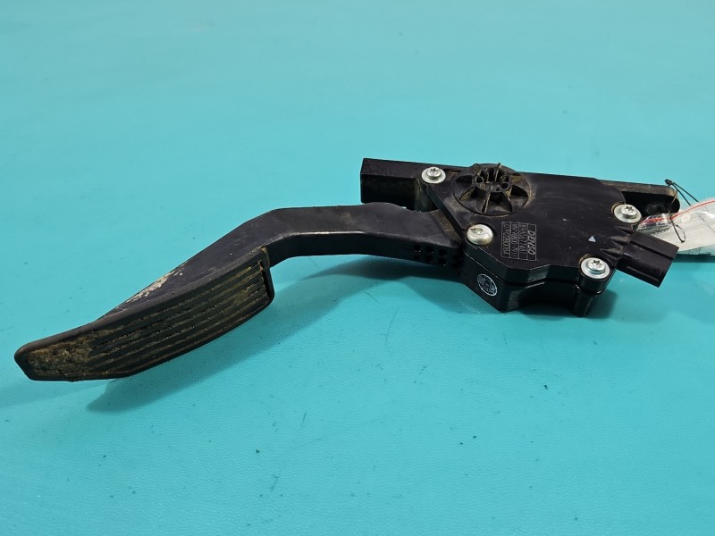 Pedał gazu potencjometr Isuzu D-Max II 11-19 8980677481, 07R22B0084 2.5 crdi (4JK1E5S-LA)