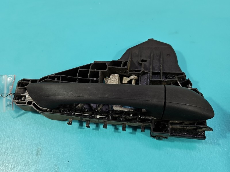 Klamka przód prawa zewnętrzna Mercedes W169 A1697600234