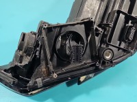 Reflektor prawy lampa przód Audi A4 B9 EUROPA