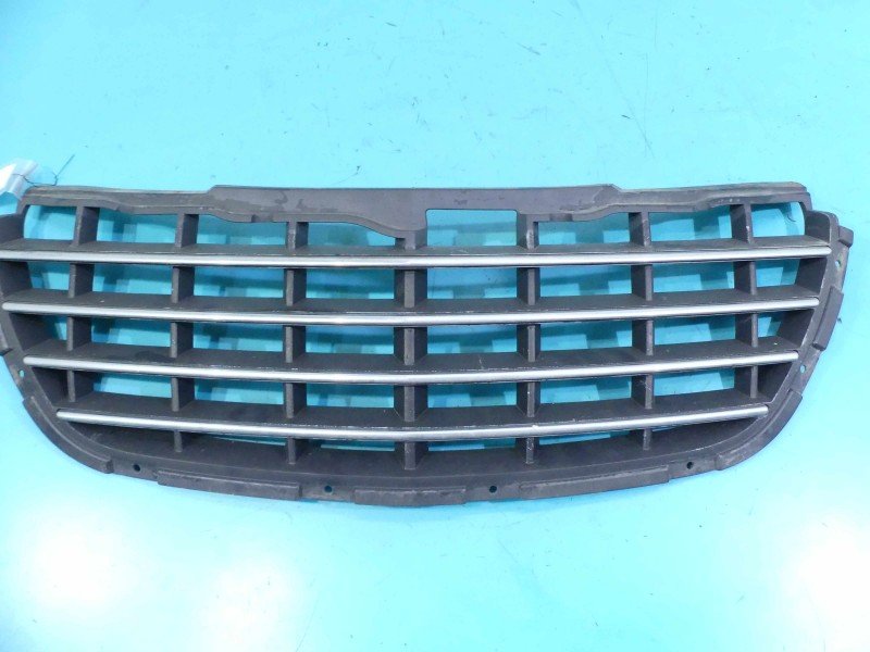 Atrapa grill Chrysler Pacifica