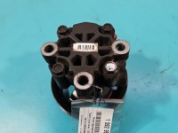 Pompa wspomagania Toyota Corolla Verso II 2.0 D4D