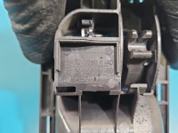 Klamka wewnętrzna tył prawa Land Range Rover sport I L320 5H32-22600-AD