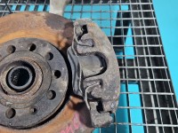Zacisk przód prawy Audi A4 B6 1.9 tdi