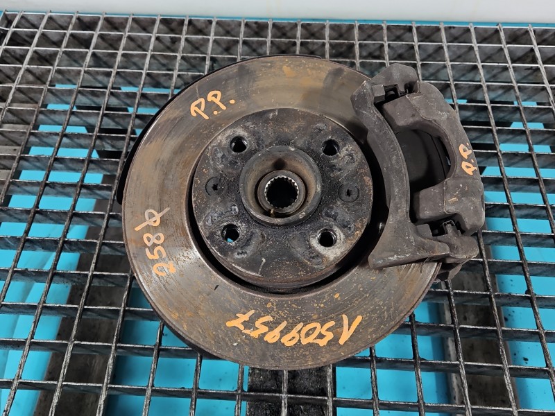 Zwrotnica prawa piasta przód 1.0 SCe (H4D 480) Dacia Sandero III 20-