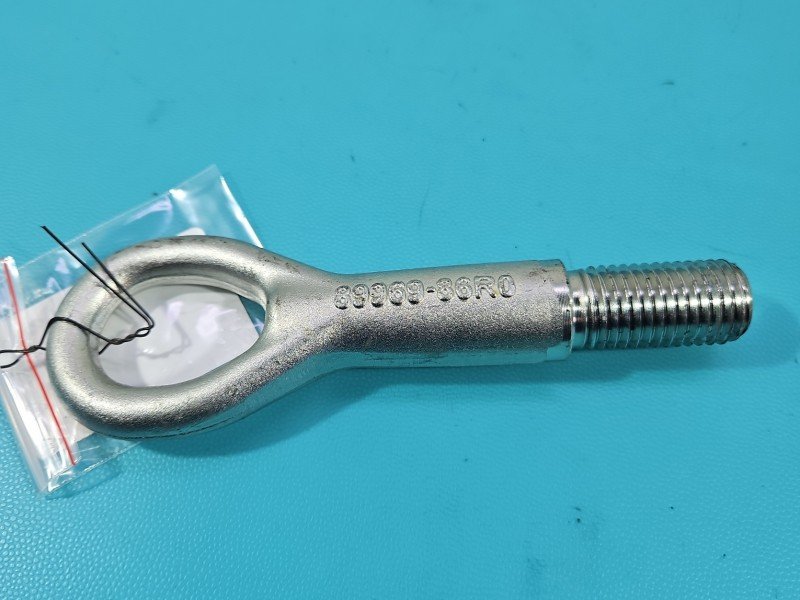 Ucho holownicze hak Suzuki Vitara II 2015-