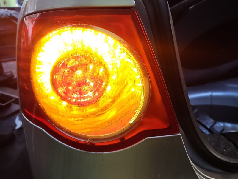 Lampa tył lewa błotnika Vw Jetta V sedan EUROPA 1K5945095G