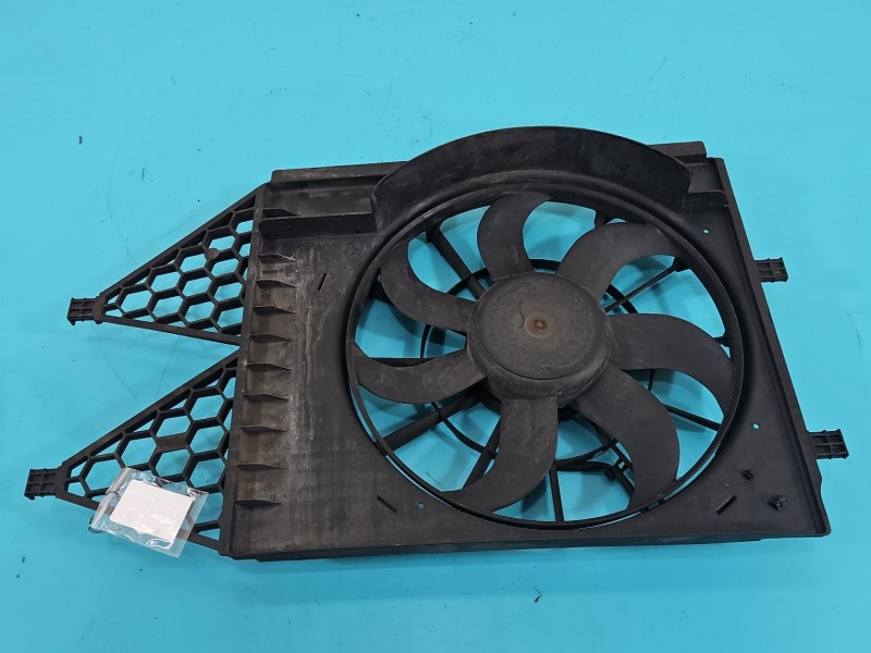 Wentylatory Wentylator chłodnicy Seat Ibiza IV 6J 6R0121207 1.2 12V