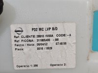 Zbiornik Zbiorniczek płynu spryskiwacza Nissan Qashqai II J11 13-21