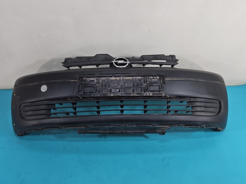 Zderzak przód Opel Combo C