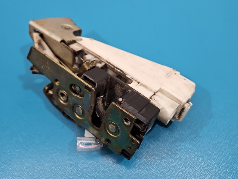 Zamek tył lewy Seat Alhambra I Producent części: Seat, 6pin. Brak obudowy zamka, 93BG-220A20-DD