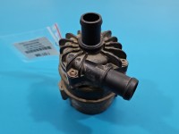 Pompka obiegu wody pompa AUDI A8 D4 4H 2.0 TFSI 8K0965567B
