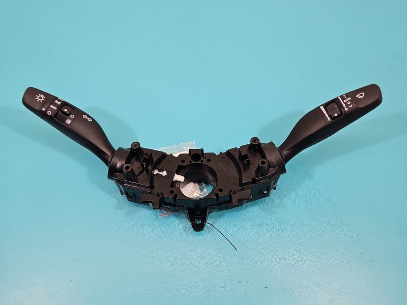 Przełącznik zespolony Hyundai Elantra VI 15-20 93403-F2812