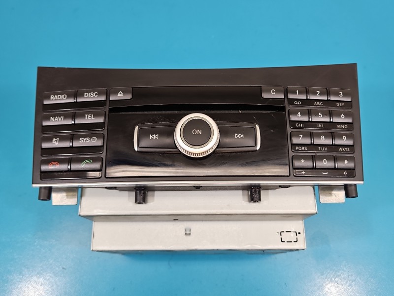 Radio fabryczne Mercedes W212 A2129005212 radioodtwarzacz