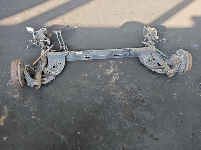 Tylna belka oś tył Renault Clio IV 12-20 1.2 16V