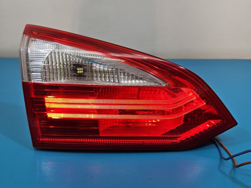 Lampa tył lewa Ford Focus Mk3 kombi KLAPY KOMBI 10-14, BM51-13A603-DC EUROPA