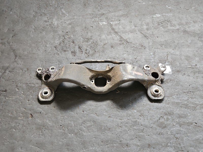 Łapa skrzyni biegów Audi A4 B7 8E0399263AL 1.9 TDI