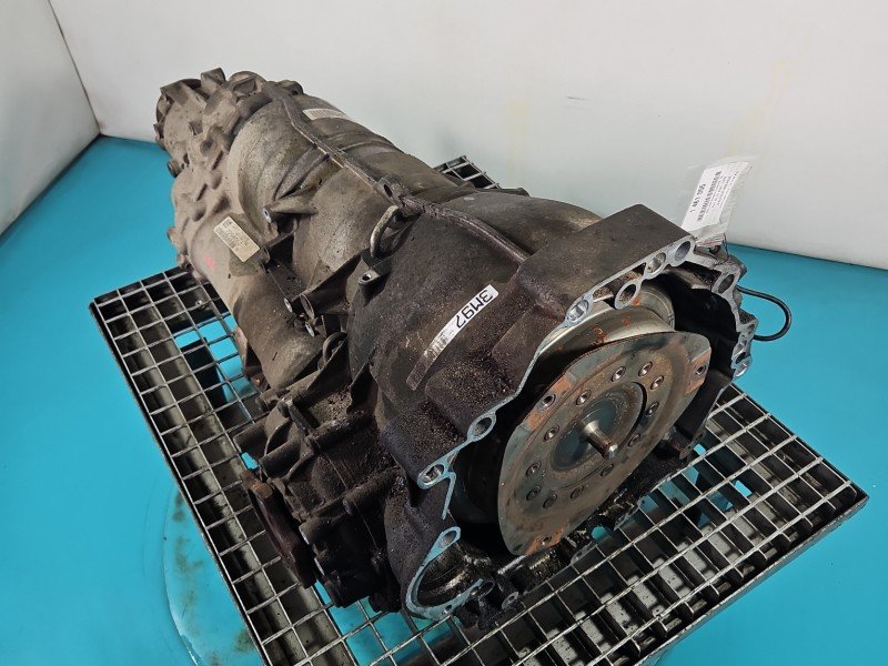 Skrzynia biegów automat Audi A8 D3 3.0 tdi (BNG) Skrzynia biegów automat Audi A8 D3 3.0 tdi (BNG)