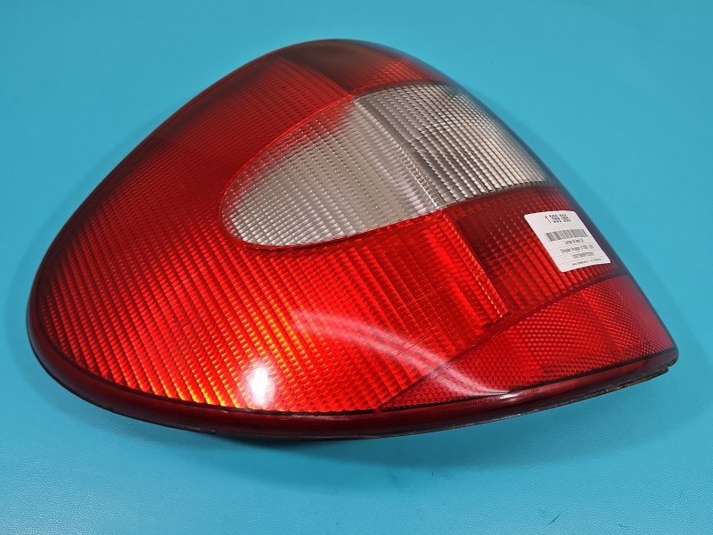 Lampa tył lewa Chrysler Voyager IV HB